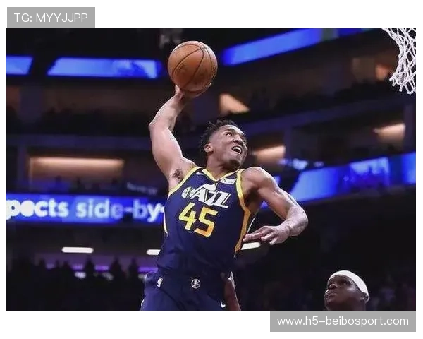 爵士队崛起新篇章 多点开花助力球队重返巅峰