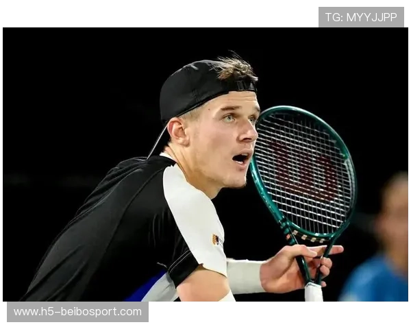 网球界新星崛起赛场争锋引发全球球迷热议